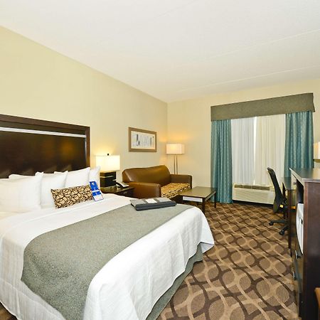 Best Western Plus Travel Hotel Toronto Airport Δωμάτιο φωτογραφία