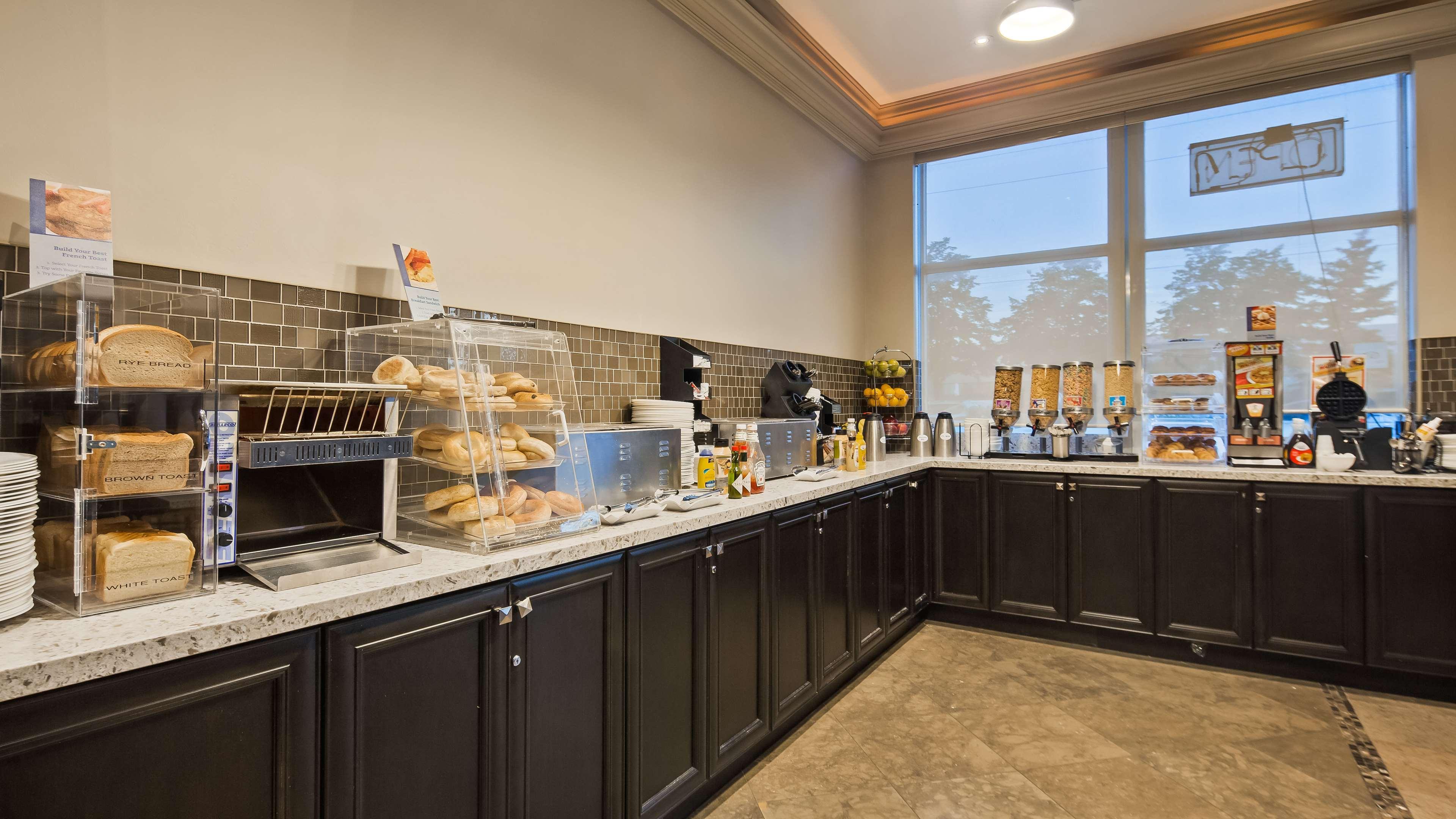 Best Western Plus Travel Hotel Toronto Airport Εξωτερικό φωτογραφία